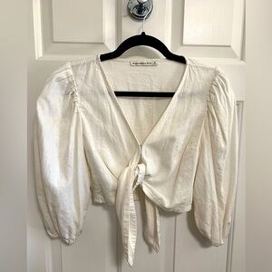 Abercrombie & Fitch Long Sleeve Tie Crop Top